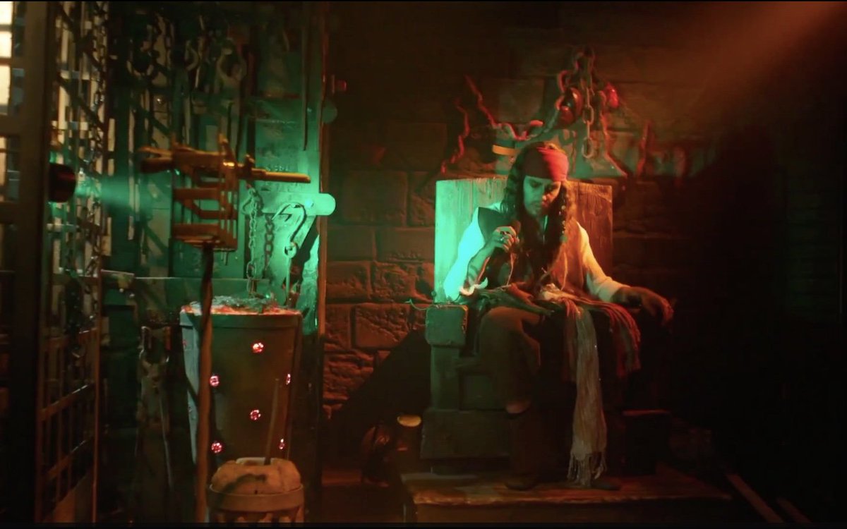 mindofhoran's tweet image. O tanto que o Liam se entregou nessa live é SURREAL! ele arrasou demais no cenário, programação, figurino, trilha sonora, cantando, dançando e atuando. Enfim, &amp;gt;NUNCA&amp;lt; vou cansar de exaltar a perfeição e OS TALENTOS de Liam Payne!
ACT 3 FOI IMPECÁVEL. #LPHalloween #LPShowAct3