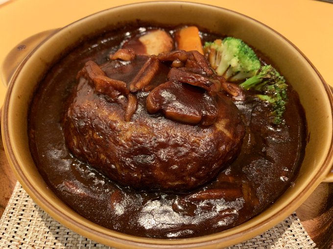 煮込みハンバーグのtwitterイラスト検索結果 古い順