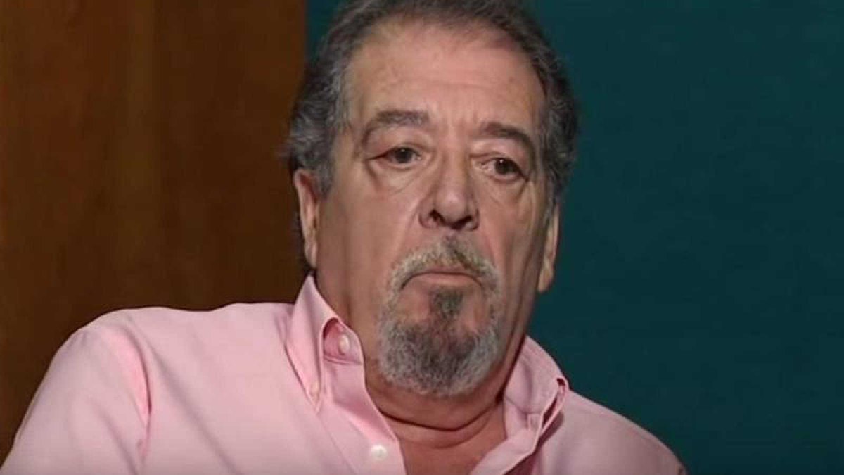 RAYMKIII1's tweet image. #GeekTweets
hoy vengo a hablar sobre un actor de doblaje,un catalan,que desgraciadamente,nos dejo hace dos años atras,un actor de doblaje que hizo grandes personajes,y dio voz castellana a grandes actores,como ian mckellen,morgan freeman,etc,hablo de pepe mediavilla,el gran pepe