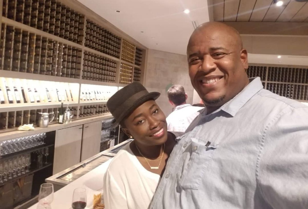 Brahmsalexis's tweet photo. #5lookchallenge #5lookscouplechallenge #lovemywife @vickiethedem I had to get in on this but not without my Queen...❤️❤️❤️ https://t.co/T3qZ3iE64I