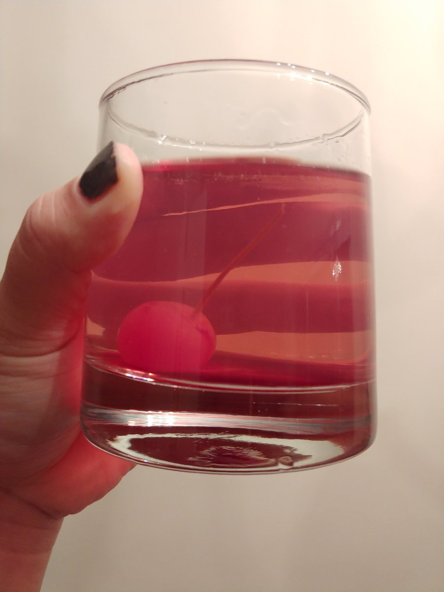 xGoddessThunder's tweet photo. Broke open my special gin for a sexy, blood red cocktail 🍸. Happy Halloween! https://t.co/rLxr3hK9Ct