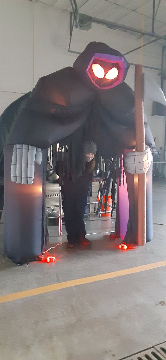 archstfd's tweet image. We got an early start tonight.  Be sure to stop by with your little trick or treater.