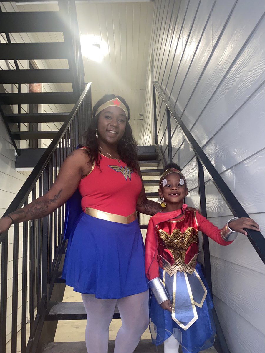 MZQUEENB35's tweet photo. Me and my mini me! #HALLOWEEN2020 #WONDERWOMAN #QUEENB #PRINCESSBRI https://t.co/x9fL3RGUj9