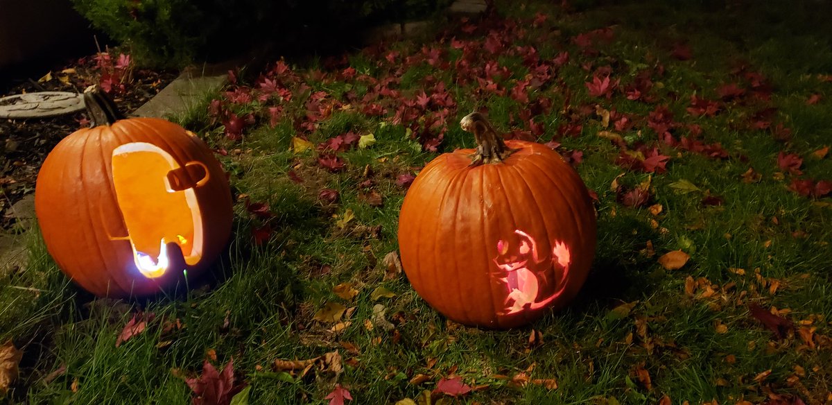 StDavidLibrary's tweet photo. Happy Halloween 🎃 👻 Have a safe socially distanced night and watch out for impostors. https://t.co/BVqleqCa32
