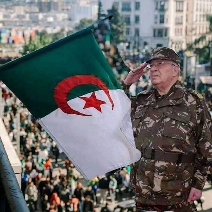 saadounmoha's tweet photo. يعود شهر نوفمبر ,بذكريات،مآثر،وملاحم وقّعها رجال عظماء الحديد والنار،أنهار من الدماء والدموع،ضريبة بلغت مليونا ونصف المليون من الشهداء والآلاف من الأرامل واليتامى، المجد و الخلود لشهدائنا الابرار،الولاء للَّه و رسوله،الولاء 
للجزائر و شهدائها فقط 🇩🇿
#نوفمبر 
  #نوفمبر_المجيد https://t.co/NwPCZjc8Rg