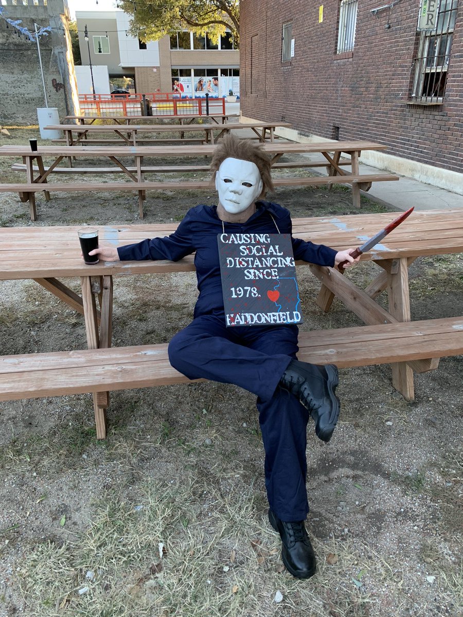 ebehlmann's tweet photo. @jamieleecurtis My wife is a big fan and just wanted to say that she’s looking forward to “Halloween Kills” and that everyone’s entitled to one good scare! https://t.co/OhFmqBYPup