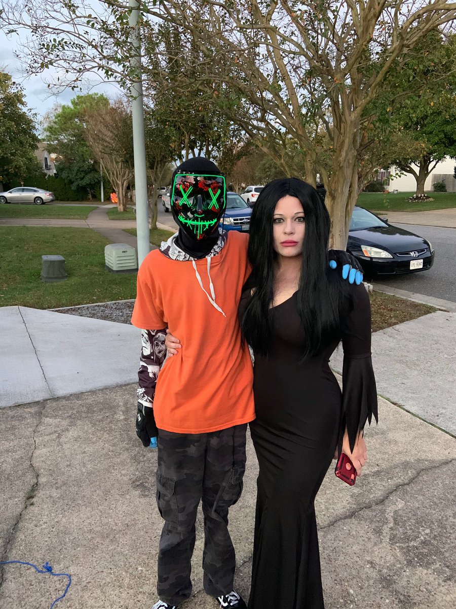 ScarletR83's tweet photo. #Halloween2020 https://t.co/hWVirbrl7W