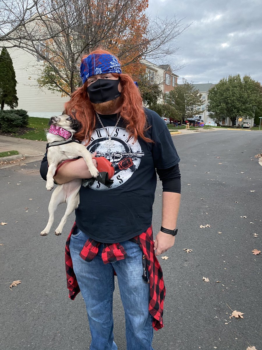 CoachVAFB1's tweet image. Halloween 2020-Axl Rose-G’N’R-w/Roxie!!!🤣🤣