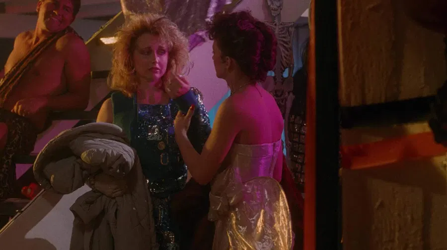 PopRetro1's tweet photo. Hope your #Halloween is just as scary as it was for these ladies in 1988's HACK-O-LANTERN, released to #Bluray by @MassacreVideo.
Purchase: https://t.co/zgVao7CgJ3
Our review: https://t.co/UFm2GEsCut
#1980s #CarlaBaron #HackOLantern #horror #HyPyke #JagMundhra #JeannaFine https://t.co/W2HuVSfwpF