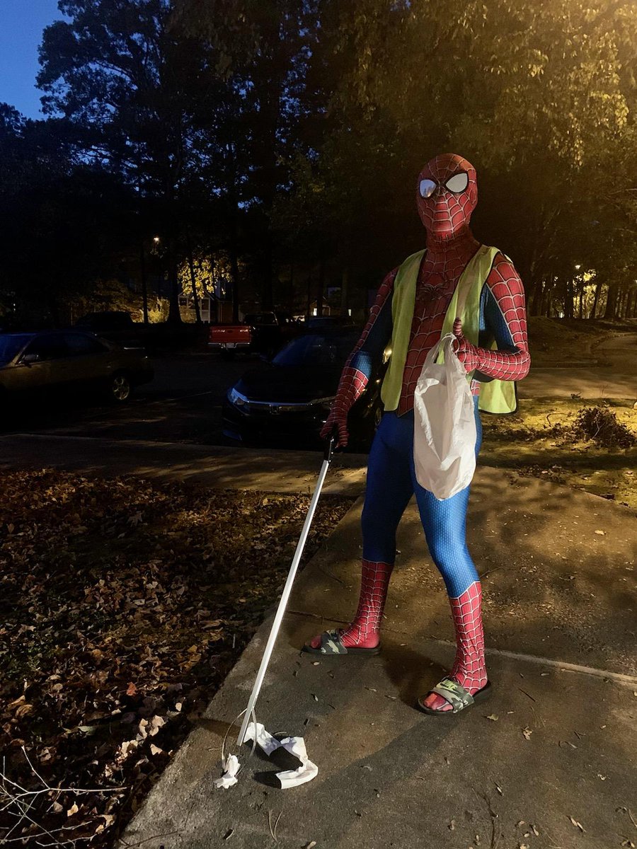 86it_DotCom's tweet photo. Happy Halloween! Be like your friendly neighborhood Spiderman and make sure to trash all crinkly plastic like candy wrappers! #86it #donttrashyourwake #belikespiderman #antilitter #halloween https://t.co/pbrm1B0DTG