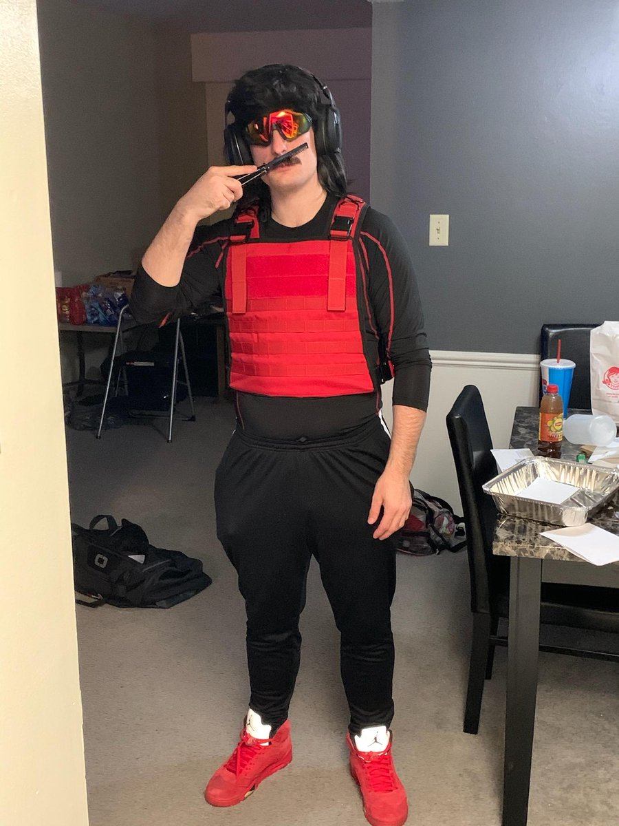 Suavecito0730's tweet photo. @drdisrespect yayayayayaya 
#Doctober https://t.co/5BNrhdhy5Z