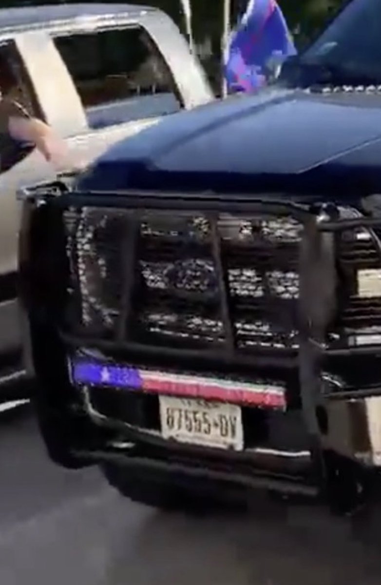 aimhighflygirl's tweet photo. @AltNatSecAgency There’s a plate number and name now associated with that black truck so authorities can now go get him. He was arrested last year for DUI.

Plate: Texas  87555 DV
Name:  Eliazar Cisneros

@CNN @HLNTV @washingtonpost @CuomoPrimeTime @maddow https://t.co/LhmiGRqFP3