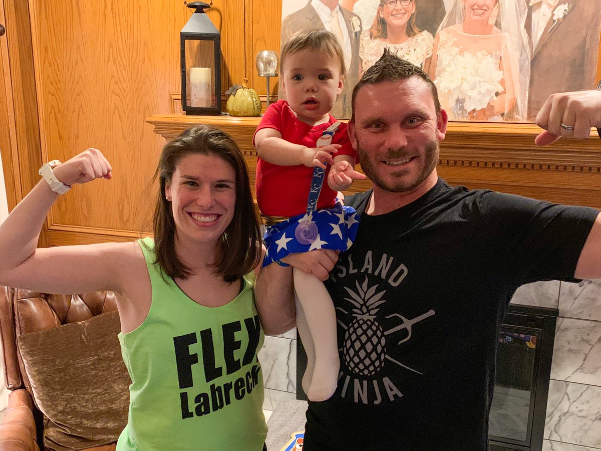 mikebechina's tweet photo. Happy Halloween! Dressing like @ninjawarrior champions this year, @islandninja #flexlabreck and the star @JESSIEgraffPWR https://t.co/CgY2t4w5md