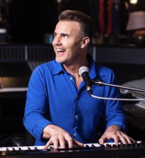 EvaaRashid's tweet photo. @GaryBarlow Love it when you’re in your happy place❤️🔥 #MasterofFire https://t.co/YXoBuOzpTL