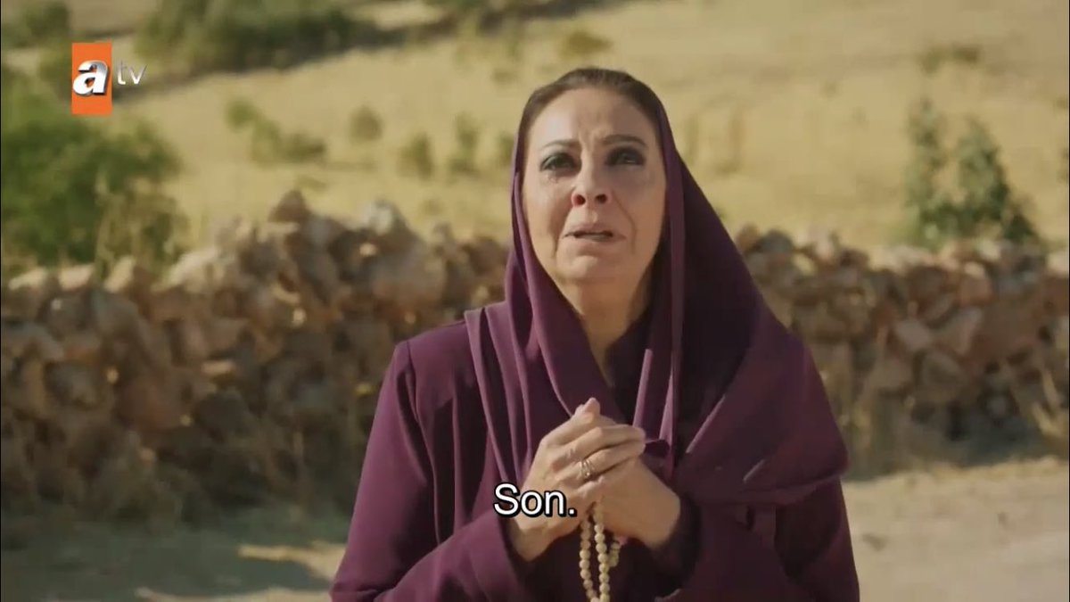 they’re all together cursing her in the afterlife, except hazar ‘cause he’s alive  #Hercai