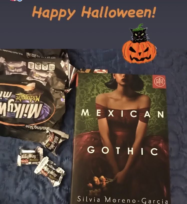 Spending Halloween with a double treat - #mexicangothic by @silviamg and #midnightmilkyway 🎃 #booknerd