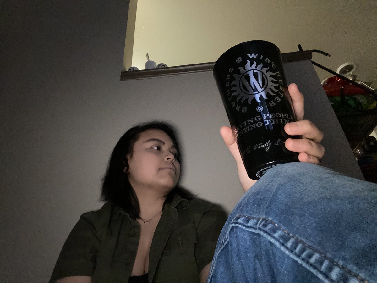 rrivera671's tweet photo. Happy Halloween 👻 

"I’ll keep fighting. I’ll keep swinging til I got nothing left." - Dean Winchester 

#supernatural 
#Halloween2020 
#DeanWinchester 😎 https://t.co/QuxY7tT4w4
