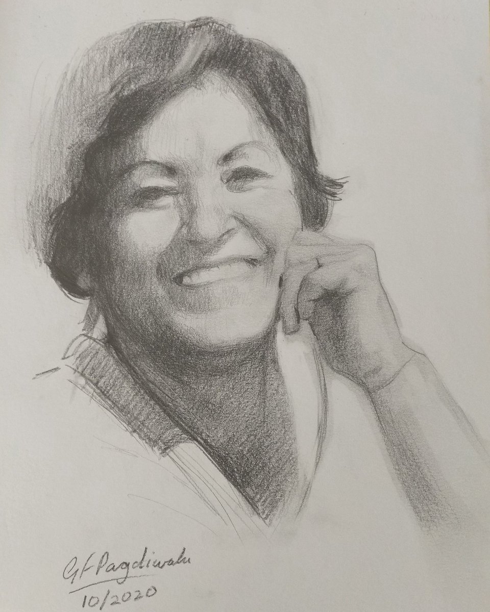 Elegant and understated, the charm of a pencil portrait can't be produced in any other medium.
#art #pencilportrait #pencilart #commissionsopen #commissionedportrait #commissionart #VisualArt