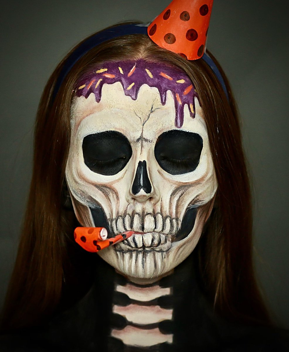 AndromedaMua's tweet image. Omg wait I want to try😭 #LPCostumeComp #LPMakeUpComp