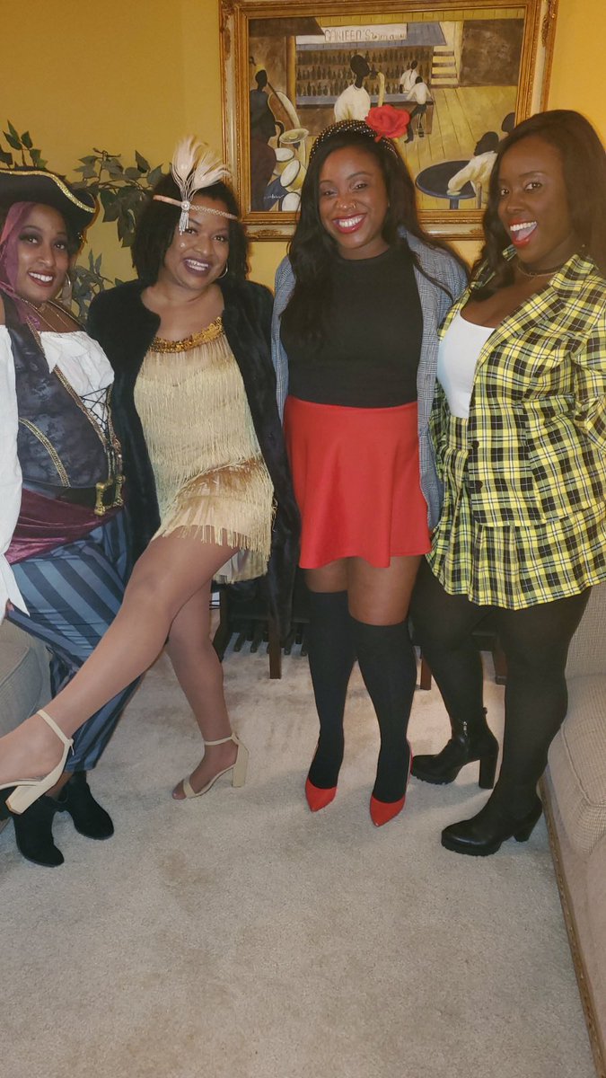 tyanajo's tweet photo. AS IF!!!! We were totally #CLUELESS last night! ๐๐ค๐๐ค CHER & DIONNE!
#ourcostumes #keepingitcute #90s #totallybuggin #aliciasilverstone #stacydash #classic https://t.co/uAB9GpXksD