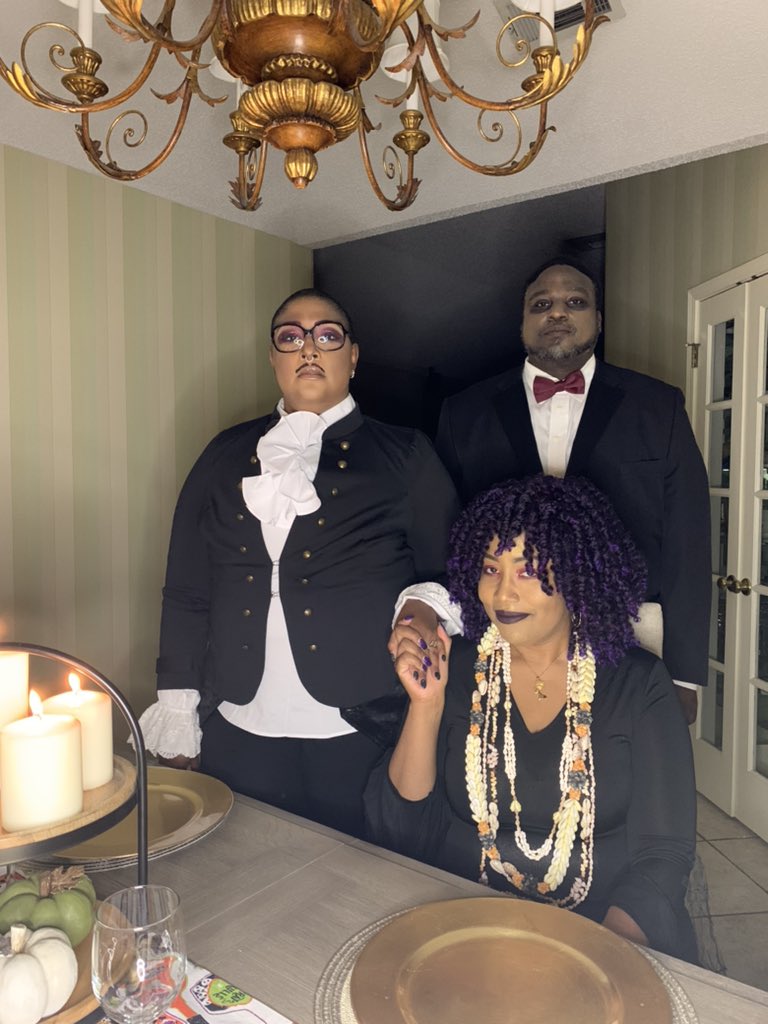 SaintRoderick's tweet photo. #addamsfam #HalloweenAtHome #Halloween2020 no power no problem still a fun night https://t.co/75LBt1rEhq