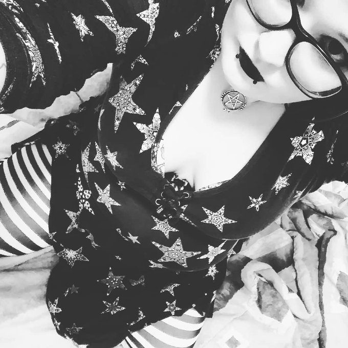 #NewProfilePic https://t.co/X6CMgEoQwt<a href="/tag/newprofilepic"class="tags">#NewProfilePic</a>