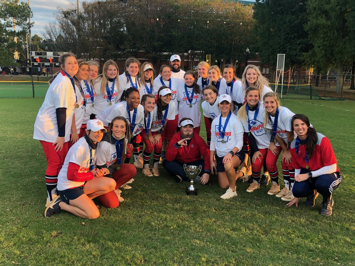 We did it again <a href="/Generals_SB/">Heritage Generals Softball</a> <a href="/HHSGenerals/">Heritage Generals</a> #taj