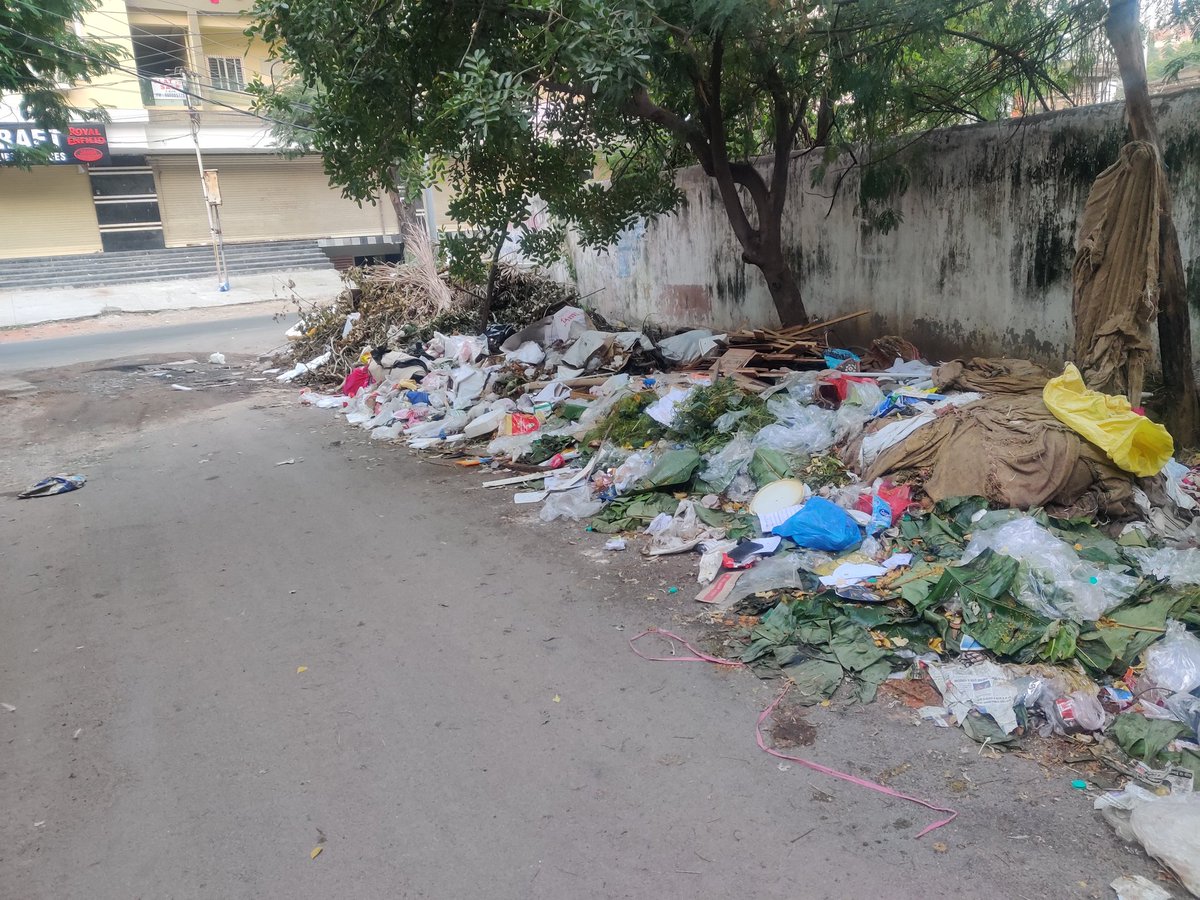 RaviAsawa's tweet photo. @GHMCOnline @CommissionrGHMC @KTRTRS sir please look sir how there is garbage dumped in our lane already given complaint so many times but no action ,we request you to please remove this bin 
Adress- Ramkote Street number 3,kingkoti
Phone number-9959910794 https://t.co/Cudi1WyTST