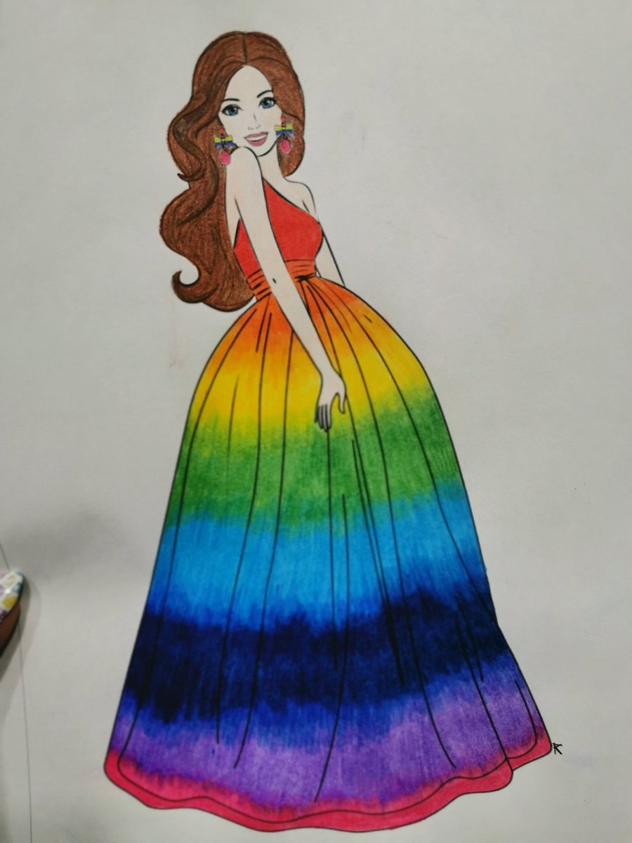 KellyRa38837871's tweet photo. Colored pictures with my daughter's today, it was very relaxing 😊 #lovetocolor #laurentienpencilcrayons https://t.co/TaZHqqEEUY