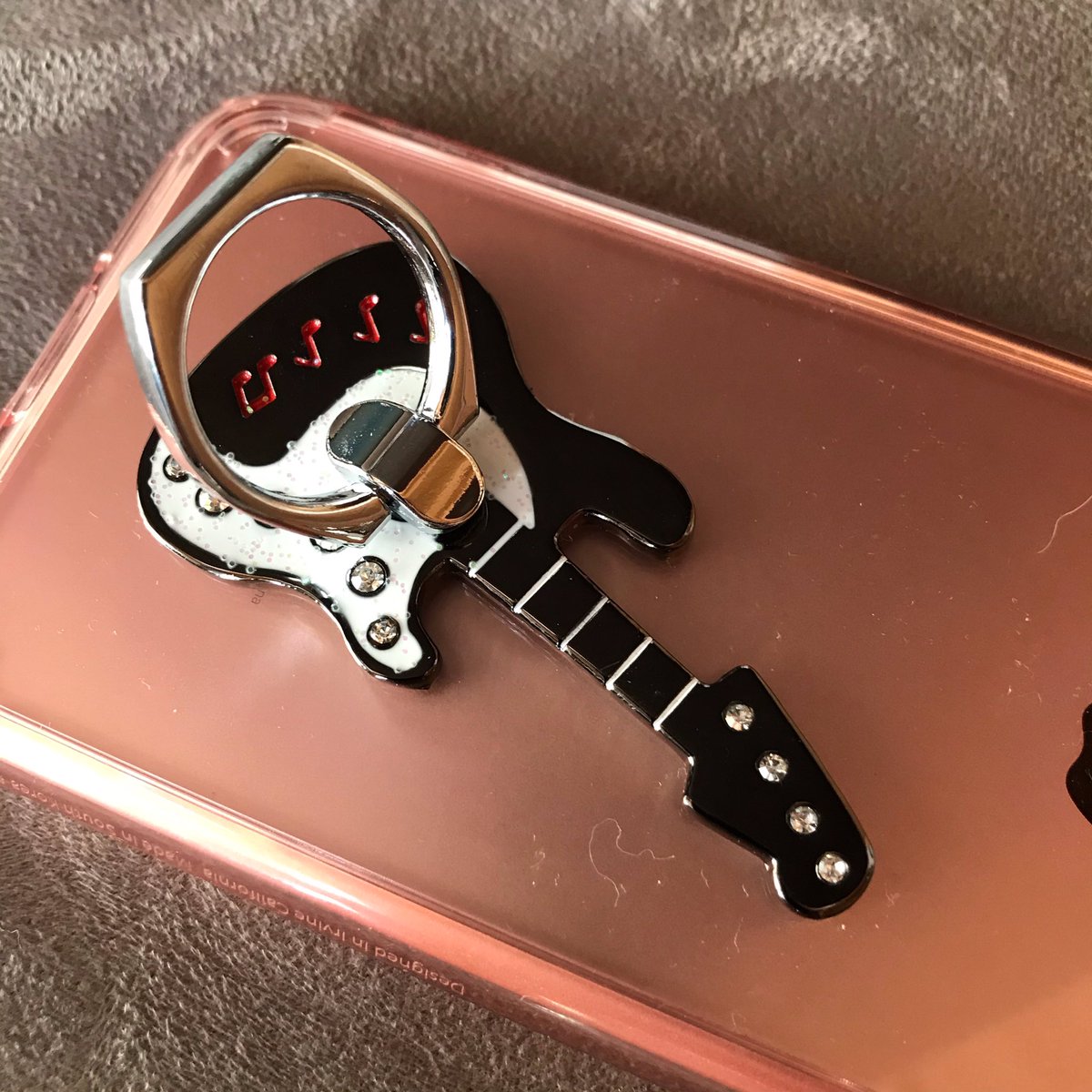 カイコ Befree スマホリングが壊れたので新しいの買った ギター型スマホリング めっちゃ可愛いぞw あれ よく見たら4弦 ベース型スマホリング W 尚良し カイコ Befree スマホリングが壊れたので新しいの買った ギター型スマホリング めっちゃ可愛いぞw あれ よく見たら4弦 ベース型スマホリング W 尚良し