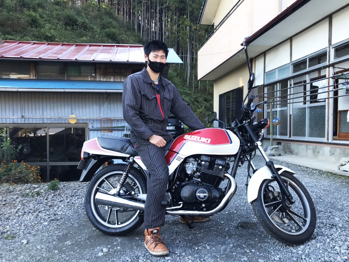 株式会社ウエマツ ピリっと冷めた空気が愛車に優しい 絶好の絶版車シーズン到来っ 最高の相棒との思い出作りは ウエマツ東京本社から Cb350f 神奈川県 S様 Gsx400e 栃木県 S様 Gs750 長野県 O様 Z650 千葉県 K様 スマート ライド っ