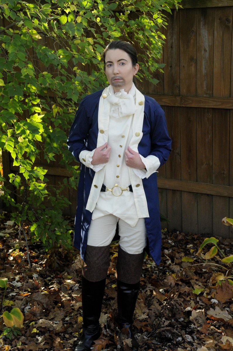 IndyDressed tweet media