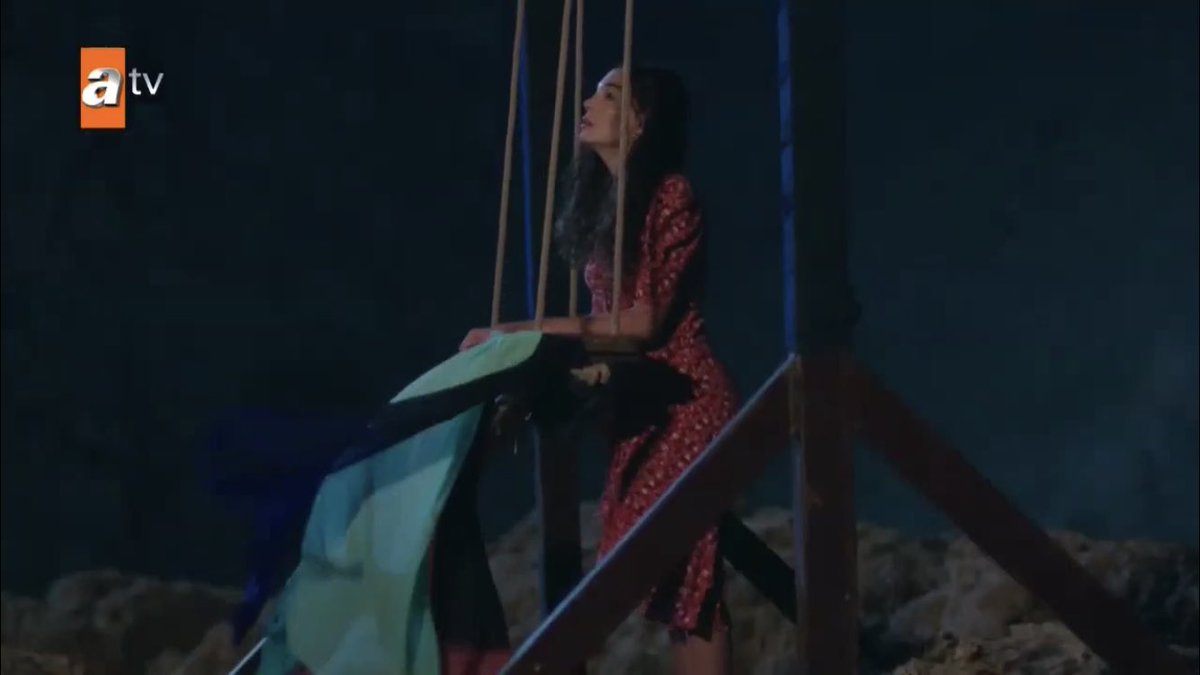 SHE WENT TO THE SWING TO DIE I’M BREAKING DOWN AGAIN  #Hercai  #ReyMir