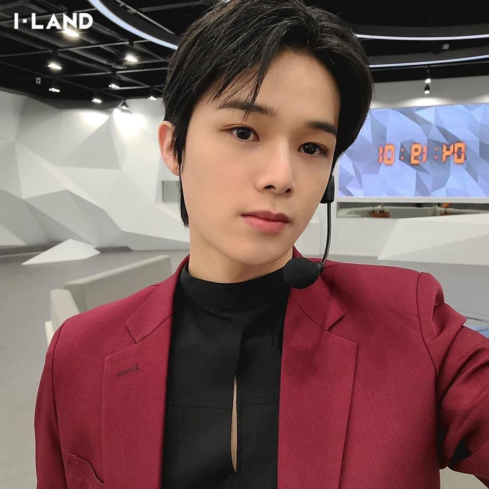 Kengdduk's tweet photo. 위험한 다이아몬드 보고시퍼어 ♦️ https://t.co/LXBMGYsjPU