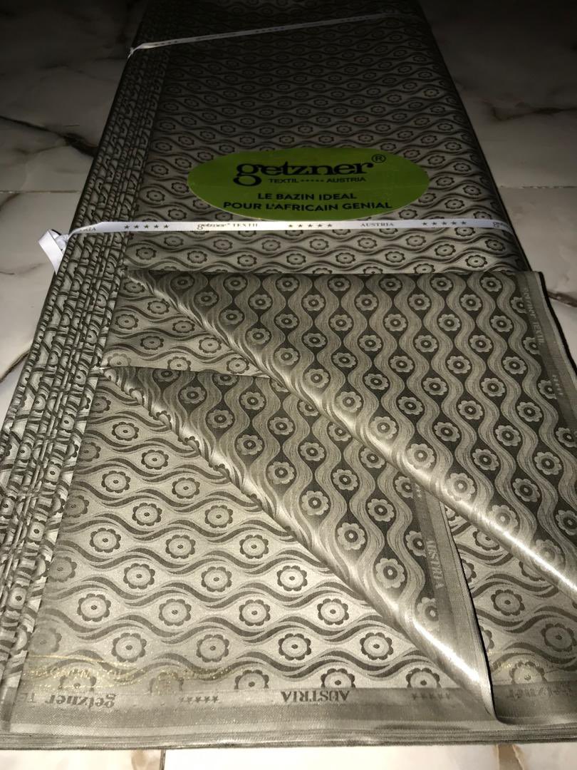 nafsicool's tweet photo. Getzner ✨✨👎
Available in 3 yards above ✂️
Doorstep delivery within kano kaduna
Nationwide delivery 🚚
RETWEET PLEASE 🙏🏼 https://t.co/5HKQLvhwbY