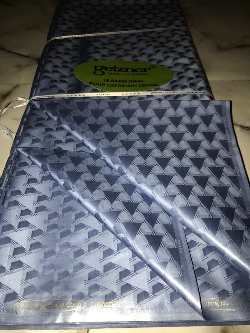 nafsicool's tweet photo. Getzner ✨✨👎
Available in 3 yards above ✂️
Doorstep delivery within kano kaduna
Nationwide delivery 🚚
RETWEET PLEASE 🙏🏼 https://t.co/5HKQLvhwbY