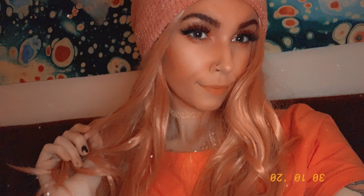 kaiiley_'s tweet image. Happy Halloween 🎃