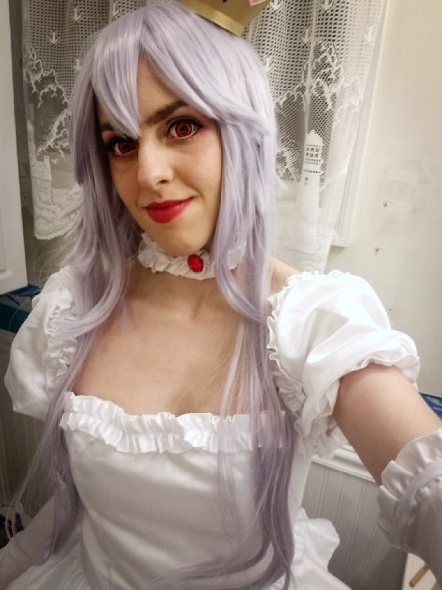 megumi_senpai's tweet photo. I've been working hard on making this Boosette cosplay, and finished just in time! Happy Halloween!

#cosplay #cosplayfun #halloween #halloweencostume #happyhalloween #boosettecosplay #boosette https://t.co/HzvzpYfkcj
