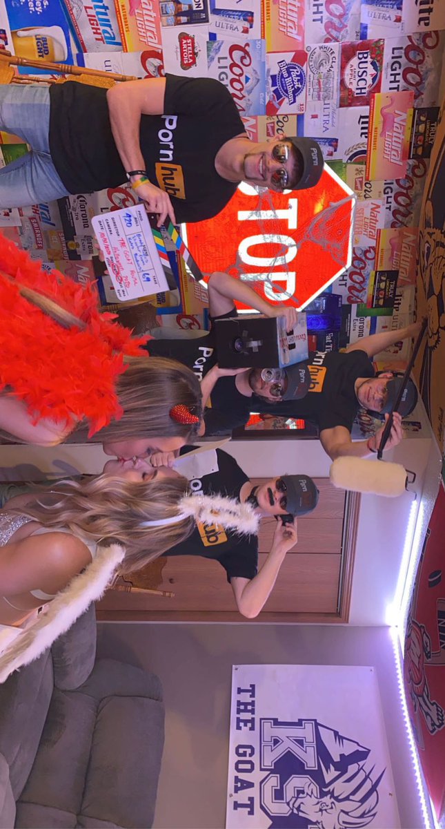 bradyyyyy_'s tweet photo. @BarstoolKState Sub to the Hub babyyyyy https://t.co/LpoJrSVrEw