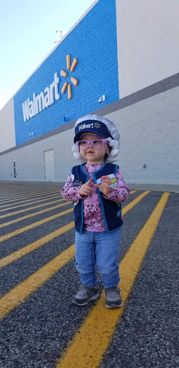 Blackwelder3's tweet photo. I know I'm biased but I think my pride and joy won Halloween
#walmartgreeter #HappyHalloween2020
@WBBJ7News @Walmart @GMA @TheEllenShow https://t.co/QiJ9klGprE
