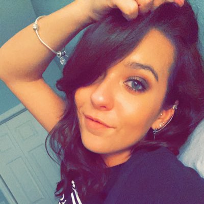 BridgetCheyanne's tweet photo. #NewProfilePic https://t.co/wVsb9TBOsB
