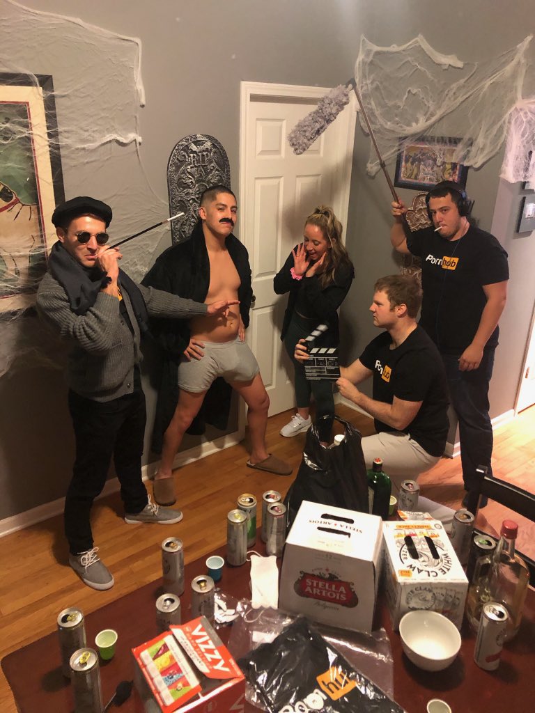 BROliva's tweet photo. Rate the costume 1-10 @BarstoolBigCat https://t.co/tfb8LLef3B