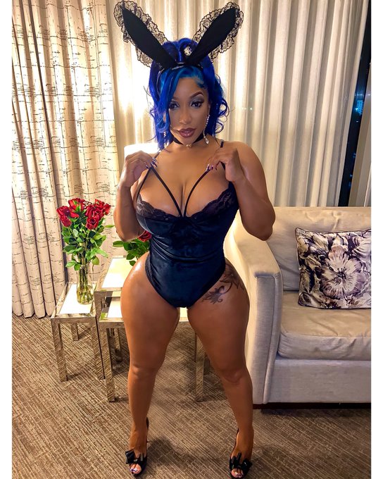 Trick Or Treat?? 💦💦💦 TAP BIO NOW ALL CONTENT IS 50% off till midnight 🥰 https://t.co/Bb2UuIEUv2