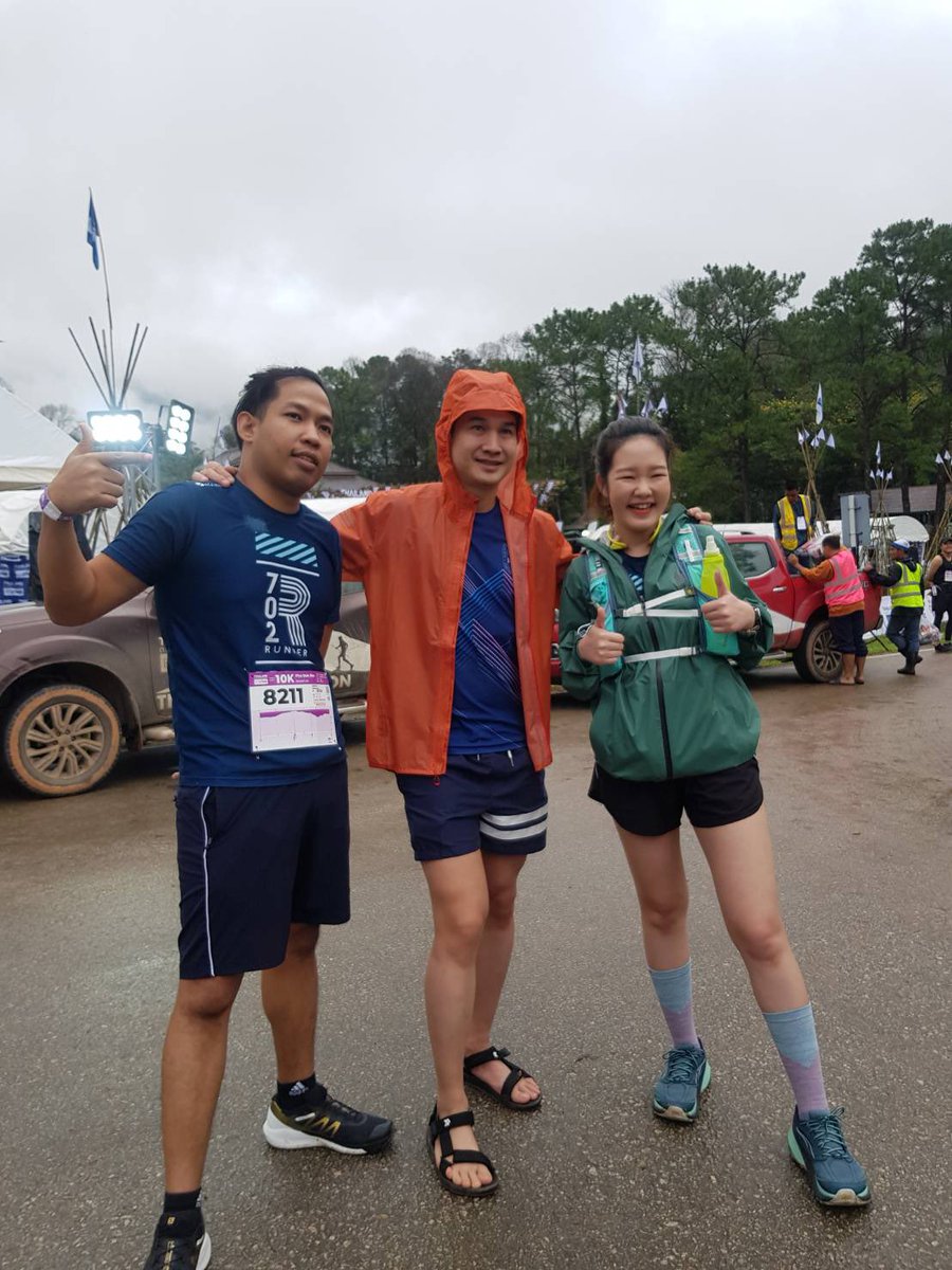 jacky_bunjerd's tweet photo. สู้นะนุช นุชา ความภูมิใจของทีม
ไปคว้าเหรียญมาครองให้ได้ครับ🏅
#ThailandByUTMB
#ThailandByUTMB2020
#TUTMB
#TUTMB2020
#inthanon #chiangmai #thailand
#702RunnerXinthanon
#702Runner
#นุชของเป๊ก
#เป๊กผลิตโชค https://t.co/OQf57hNlnw