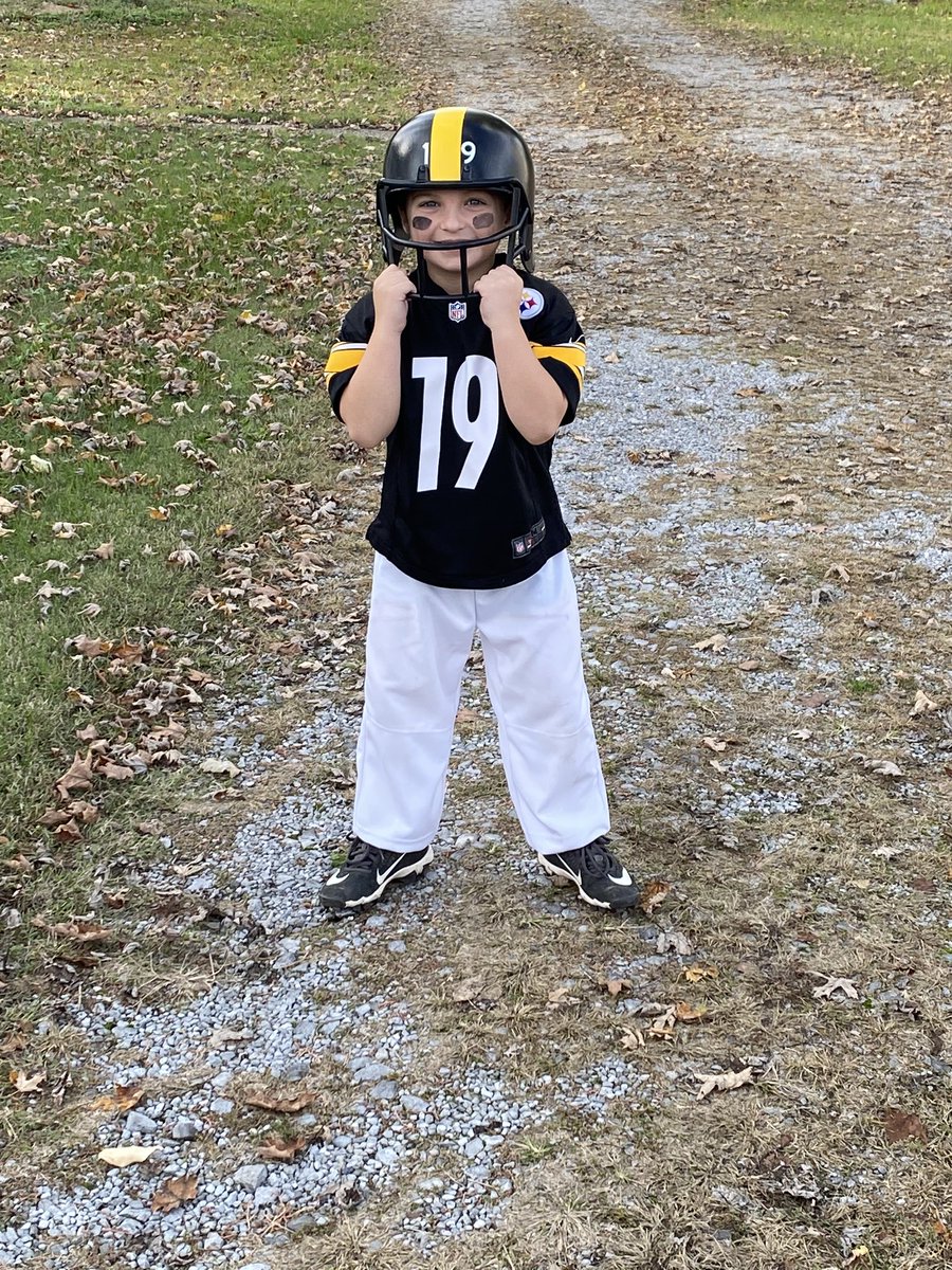 KatelynBebout's tweet photo. @TeamJuJu how did Landon do? All the way from Kentucky! https://t.co/rPqsJTMLmi