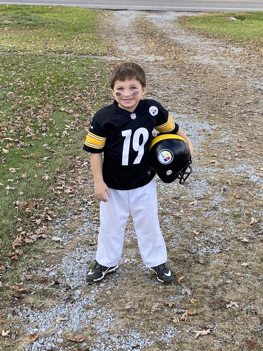 KatelynBebout's tweet photo. @TeamJuJu how did Landon do? All the way from Kentucky! https://t.co/rPqsJTMLmi