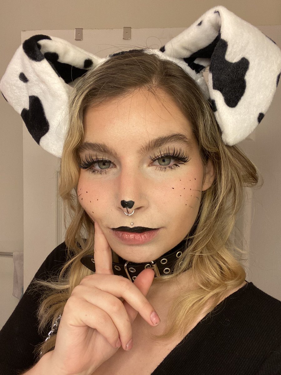 youngsweetcorn's tweet image. woof