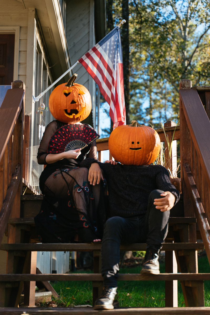 nikatabidze's tweet photo. Cheater cheater, pumpkin eater🤯🎃 https://t.co/SPROlpVZs9