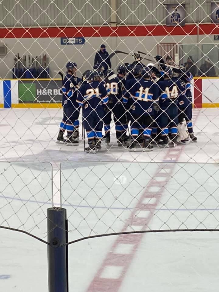 The Renfrew Wolves put together a solid effort tonight and upended the Pembroke Lumberkings 4-1 tonight in Renfrew. Paul Hughes having a night with two goal effort and Will Craig was stellar in net.