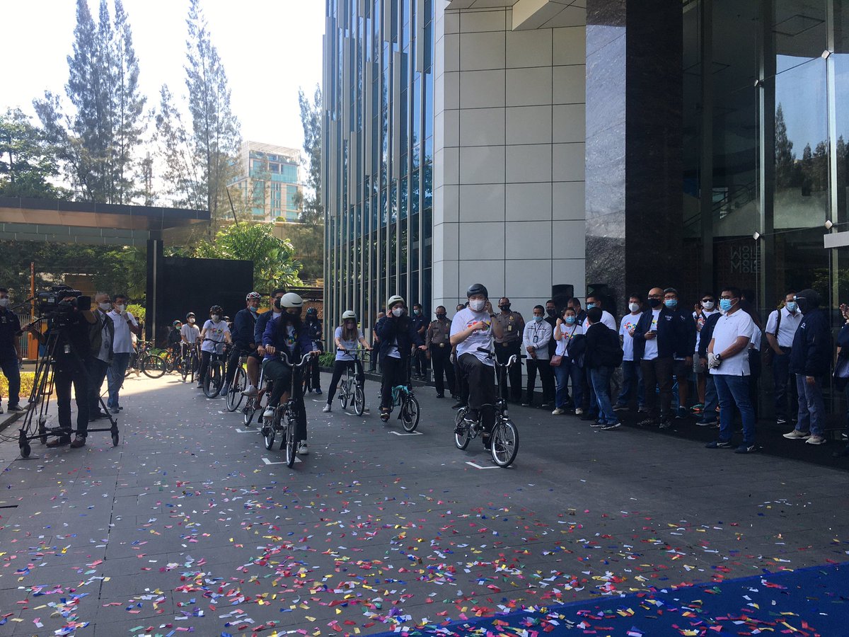 MNCMediaEvents's tweet photo. Siap-siap gowes peserta MNC 31 Virtual Ride nih! Yuk, riders kamu sudah bisa raih target gowes sekarang dan submit data di app 99 Virtual Race 
#3eyond1magination
#MNC3eyond1magination
#TakeYourRideOnYourImagination
#MNC31VirtualRide
#VirtualRide2020 https://t.co/vpgtu2NBwP